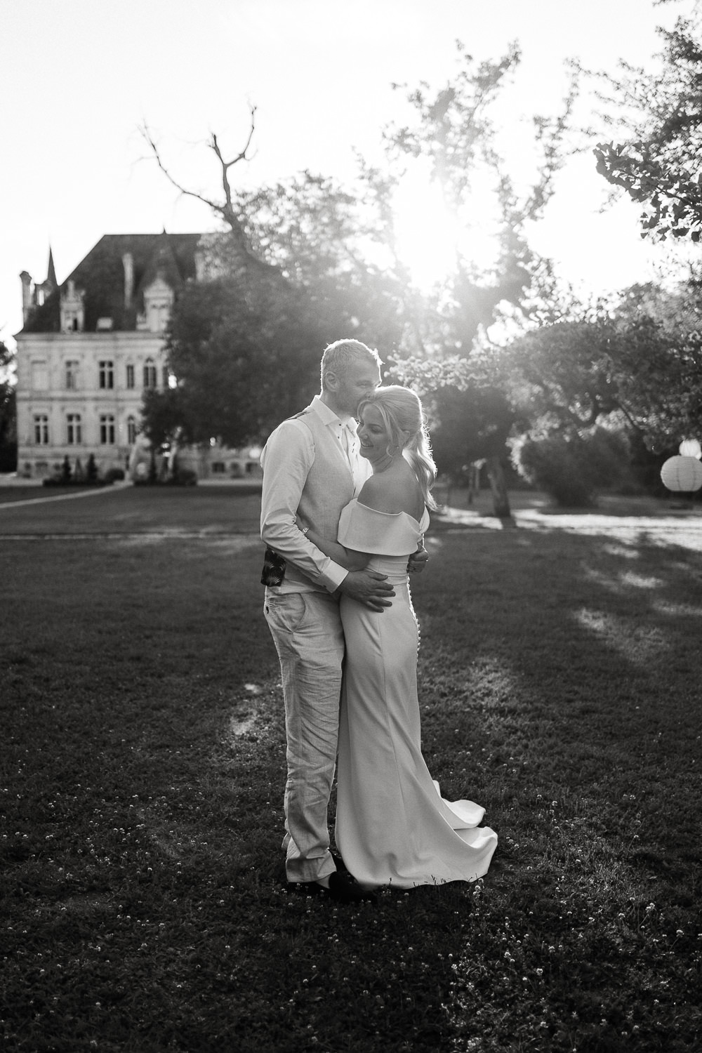 WEDDING PHOTOGRAPHY CHATEAU DE LA VALOUZE BORDEAUX FRANCE 030 WEDDING PHOTOGRAPHY CHATEAU DE LA VALOUZE BORDEAUX FRANCE 030